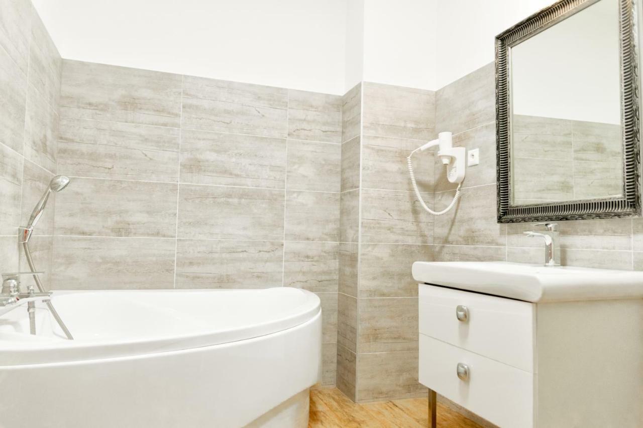Villa Centrum Apartmany S Ranajkami A Saunou Martin Dış mekan fotoğraf